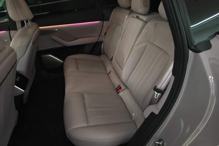 Used ONVO L60 2024 60 kWh Rear-Drive Version