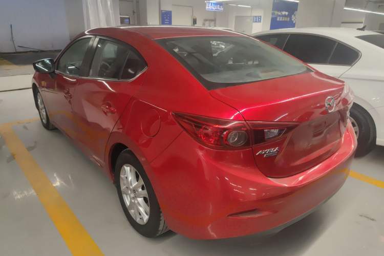 Used Mazda Mazda 3 Axela 2017 Sedan 1.5L Automatic Comfort Model China VI Standard
