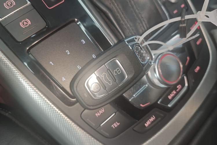 Used Audi A6L 2018 30th Anniversary Edition TFSI Trendy Model
