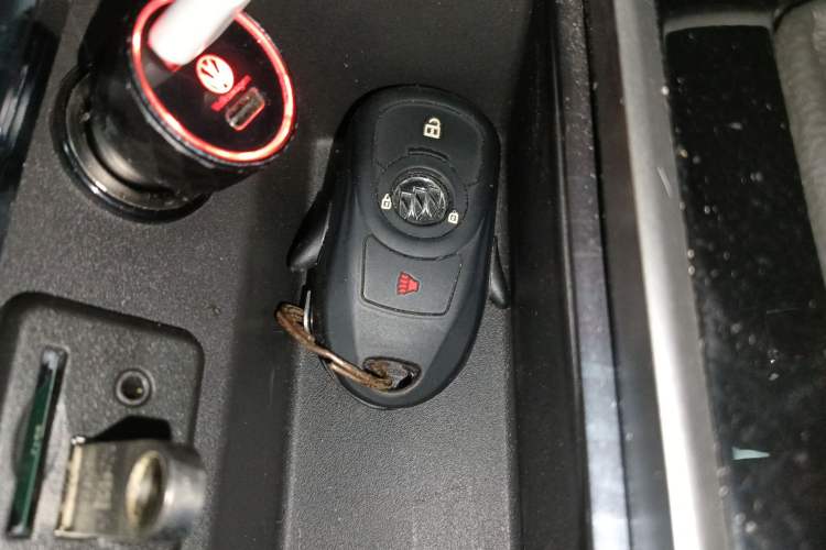 Used Buick GL6 2019 18T 6-Seater Connected Luxury Version China VI Standard
