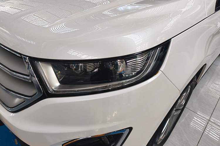 Used Ford Edge 2018 EcoBoost 245 Two-Wheel-Drive Titanium 7-Seater China VI Standard
