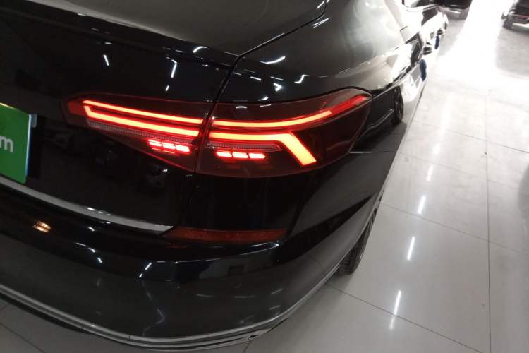 Used Volkswagen Passat 2019 380TSI Luxury Edition China VI Standard
