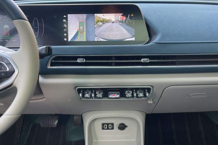 Used ORA Good Cat 2021 400km Standard Range Athena Edition Lithium Iron Phosphate
