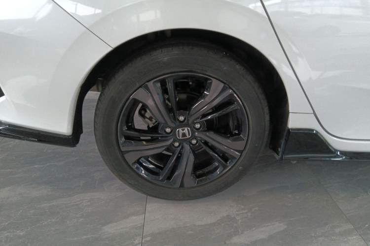 Used Honda Civic 2021 HATCHBACK 220TURBO CVT Trendy Cool Edition
