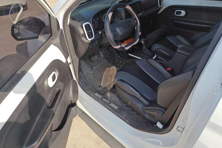 Used Roewe Clever 2022 311km QiQi BoBo Edition
