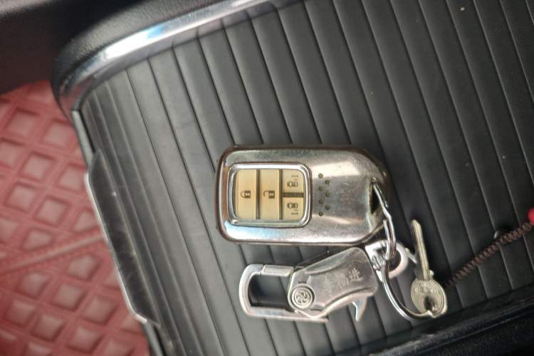 Used Honda Elysion 2016 2.4L Comfort Edition
