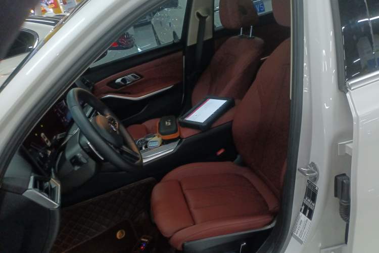 Used BMW 3 Series 2024 320Li M Sport Package
