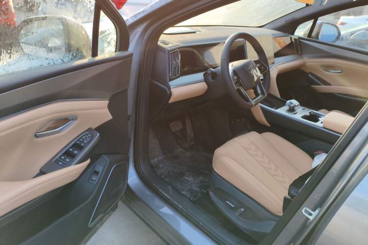 Used BYD Song L DM-i 2024 112 km Beyond Edition
