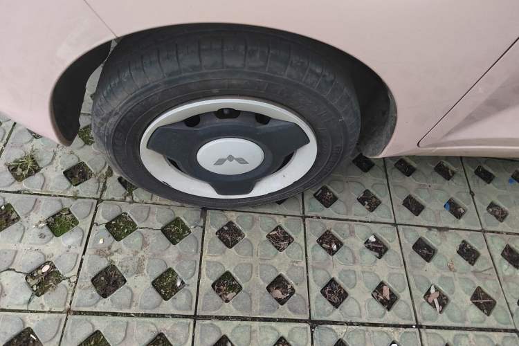 Used Wuling Hongguang MINIEV 2021 Macaron Fashion Edition Lithium-Ion Battery