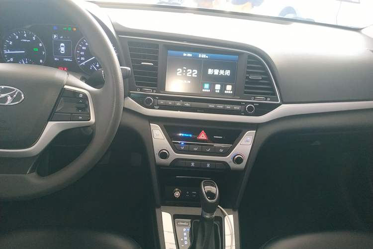 Used Hyundai Elantra 2016 1.6L Automatic ZhiXuan – Elite Version
