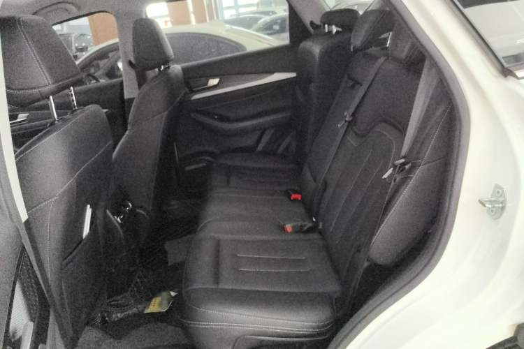 Used Jetour X70S 2023 1.5T DCT Glory Edition 7-Seater
