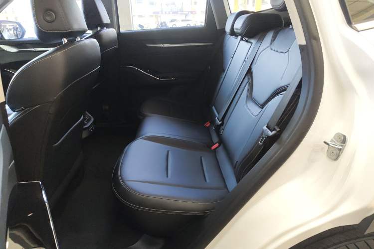 Used Haval H6 2024 1.5T Two-Wheel-Drive Classic Edition
