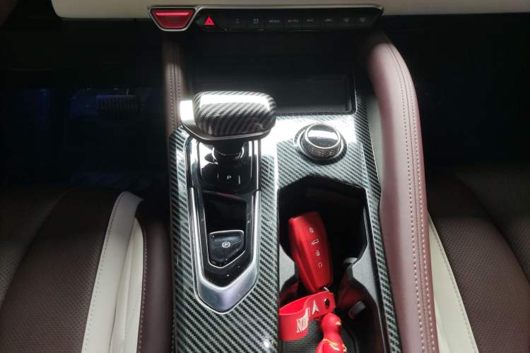 Used Geely Auto Monjaro L 2021 2.0TD High-Power Automatic All-Wheel-Drive Flagship Version
