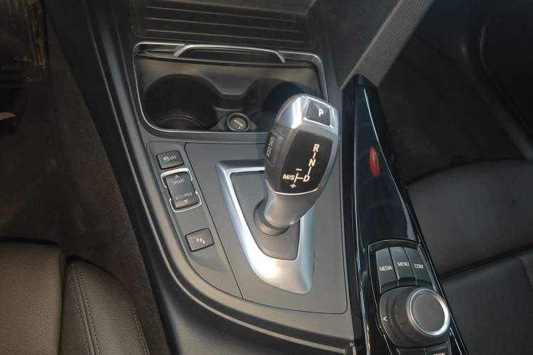 Used BMW 3 Series 2018 320Li Fashion Model
