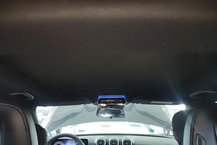 Used Mercedes-Benz C-Class 2023 Second Facelift C 260 L Sport Edition
