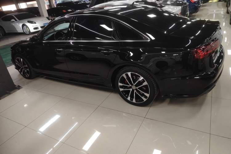 Used Audi A6L 2018 30th Anniversary Edition 45 TFSI quattro Luxury Model
