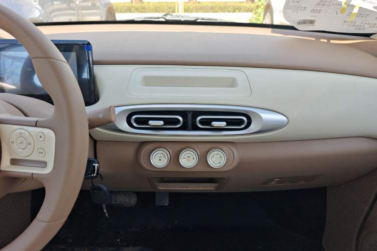 Used Wuling Hongguang MINIEV 2025 Four-Door Version Advanced Edition
