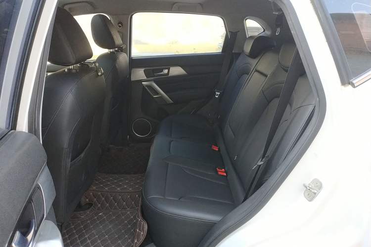 Used Haval H2 2017 Red-Label 1.5T Manual Two-Wheel Drive Comfort Model
