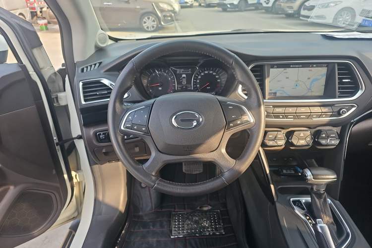 Used GAC Trumpchi GS4 2015 200T G-DCT Luxury Edition