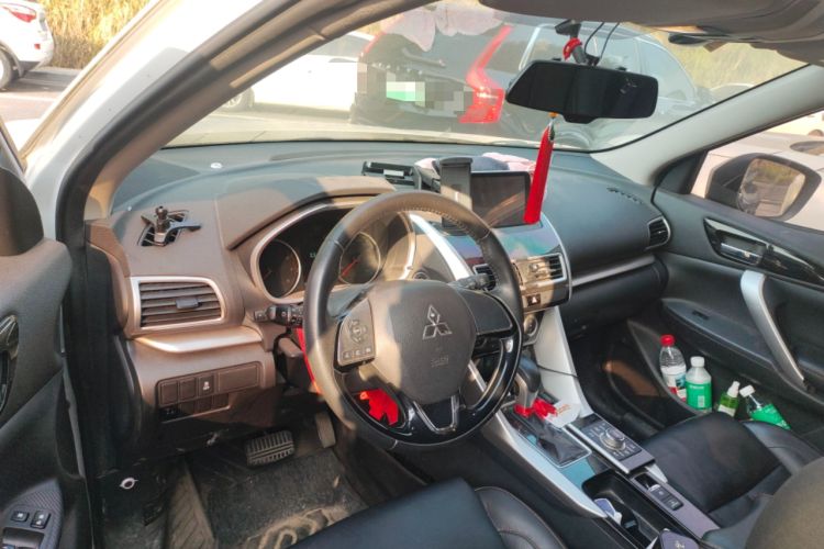 Used Mitsubishi Eclipse Cross 2018 1.5T CVT Two-Wheel Drive Dream Edition
