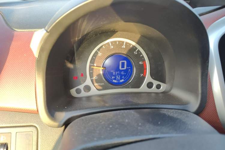 Used Changan Benni 2015 1.4L IMT Luxury Model China IV