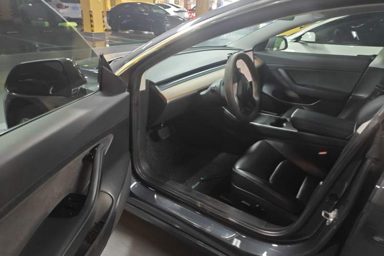 Used Tesla Model 3 2019 Standard Range Rear-Drive Upgraded Version
