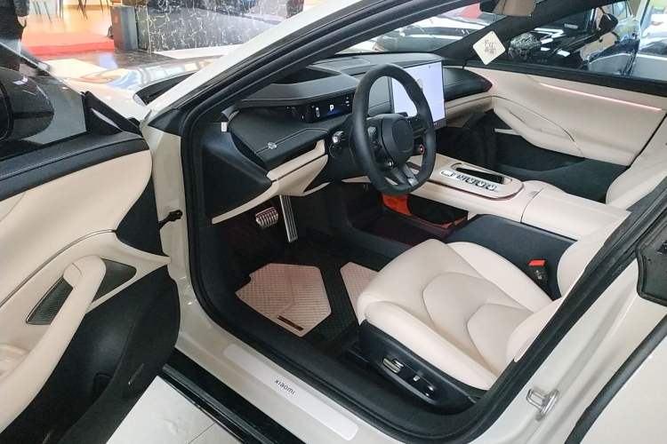 Used  SU7 2024 Four-Wheel Drive Ultra-Long Range Advanced Intelligent Driving Max Edition
