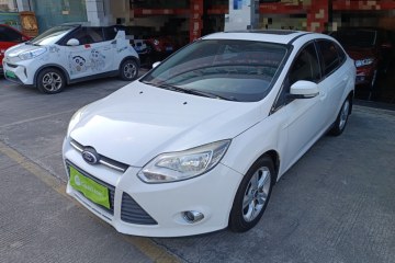Used Ford Focus 2012 Sedan 1.6L Automatic Fashion Edition