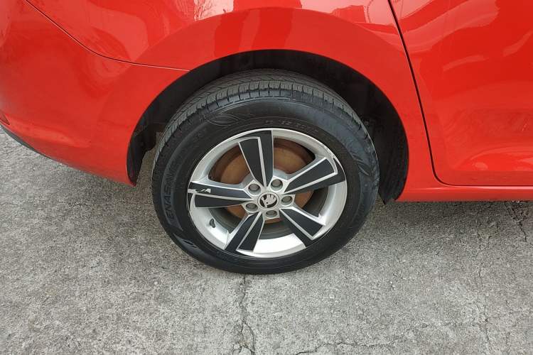 Used Skoda Rapid Spaceback 2019 1.5L Automatic Comfort Edition
