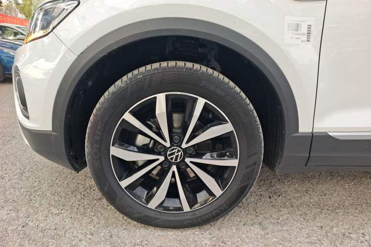 Used Volkswagen T-ROC 2024 280TSI DSG Two-Wheel-Drive Time Edition
