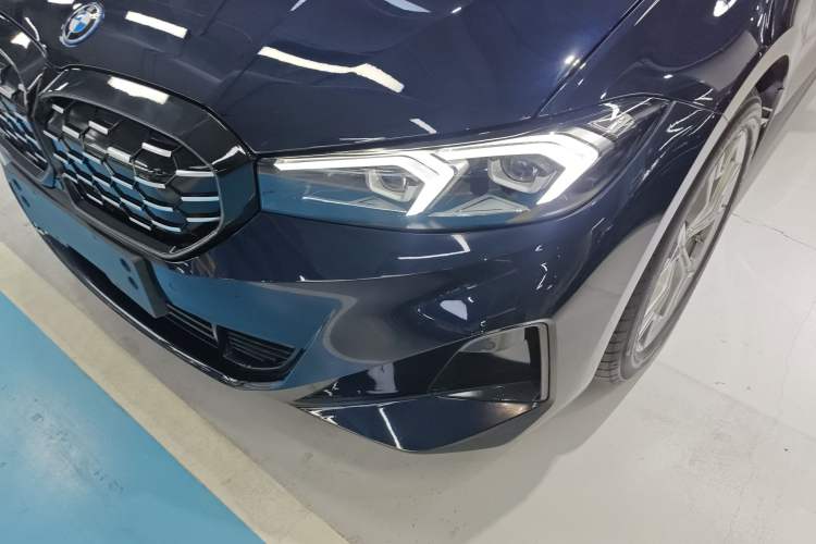 Used BMW i3 2024 eDrive 35 L
