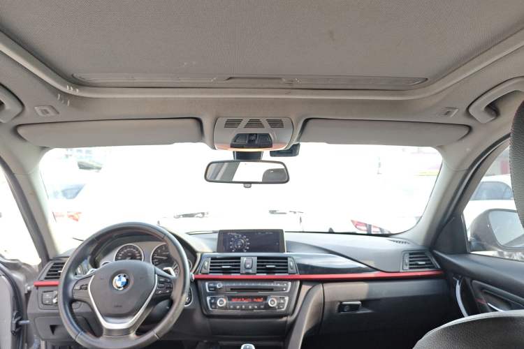 Used BMW 3 Series 2014 320i Sport Design Package