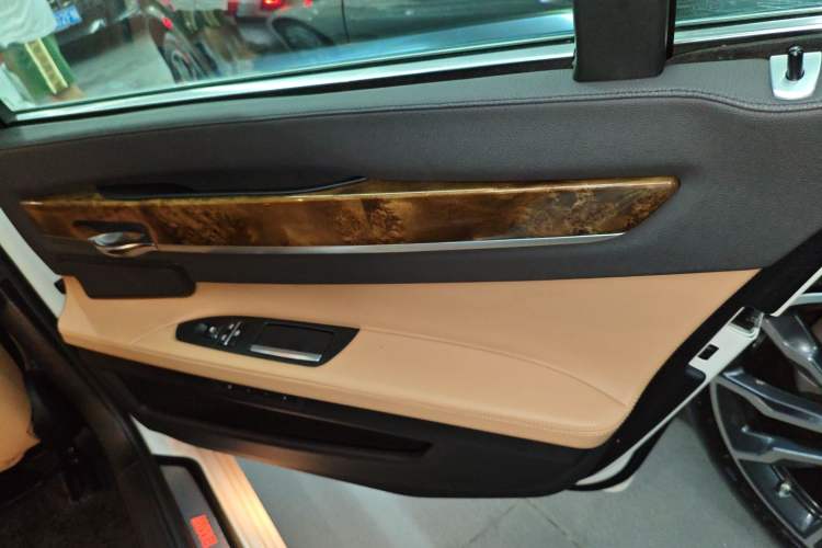 Used BMW 7 Series 2013 740Li Luxury Model
