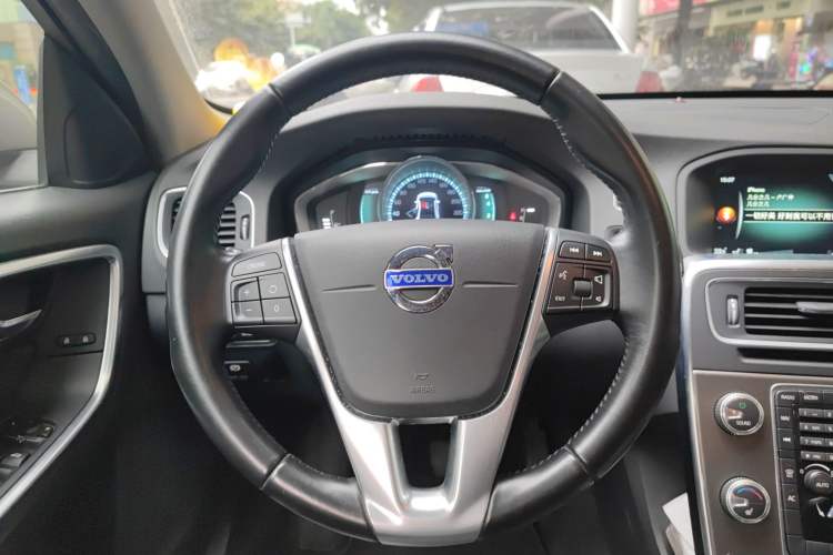 Used Volvo S60 2014 S60L T5 Intelligent Drive Edition
