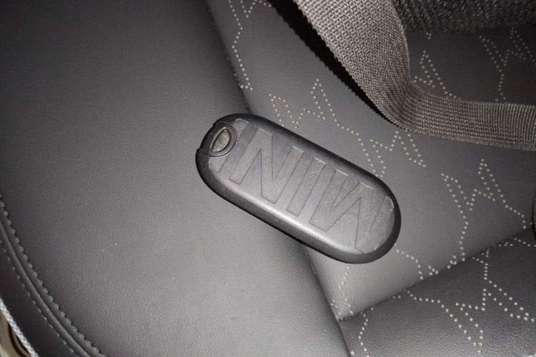 Used  Electric MINI COOPER 2024 456km COOPER E Classic Edition
