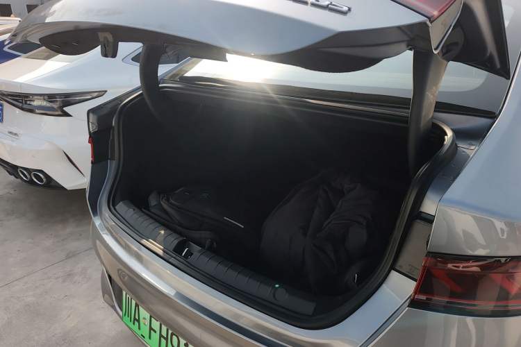 Used BYD Qin PLUS 2024 HONOR Edition DM-i 55KM Leading Model
