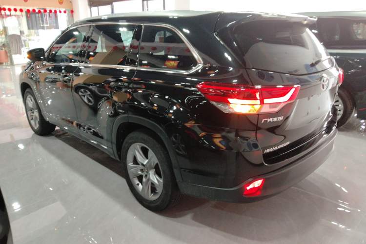 Used Toyota Highlander 2018 2.0T Four-Wheel Drive Luxury Version 7 Seats China VI Standard