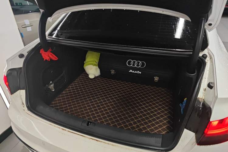 Used Audi A4L 2022 40 TFSI Stylish and Elegant Edition
