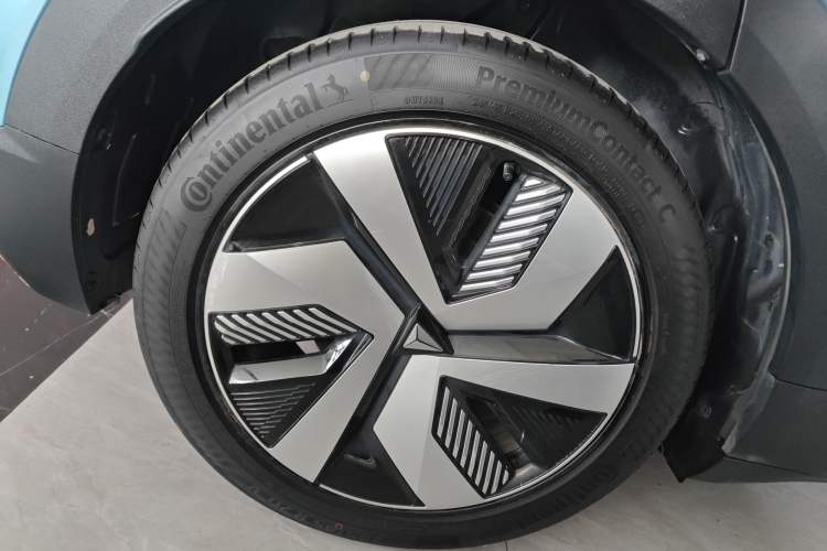 Used  S05 2024 510 Ultra Pure Electric Version
