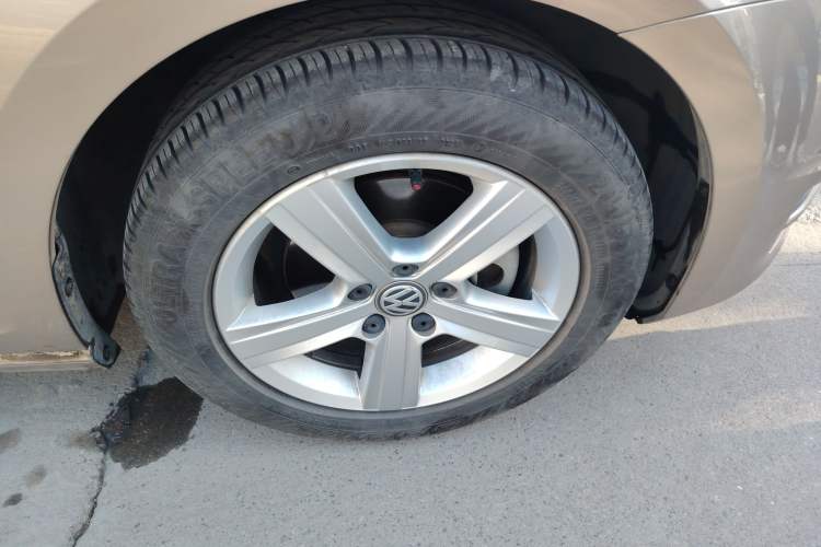 Used Volkswagen Golf 2015 1.4TSI Automatic Luxury Model
