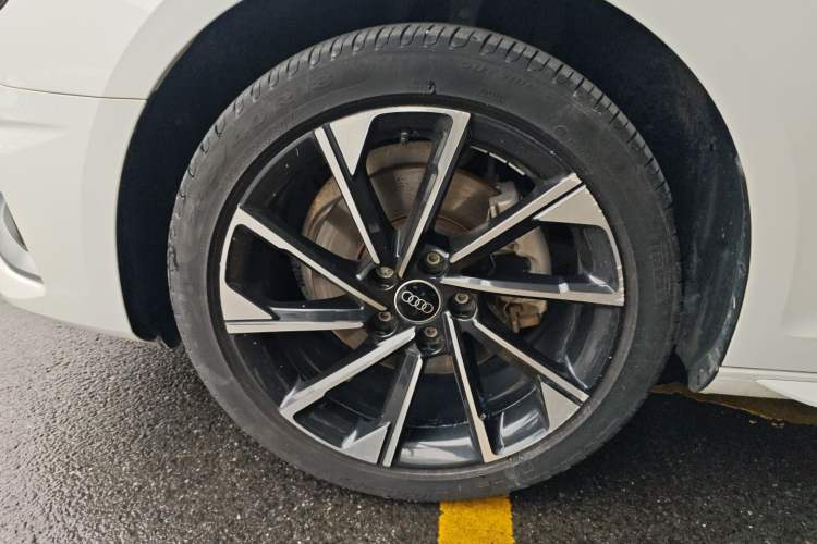 Used Audi A4L 2022 40 TFSI Stylish and Elegant Edition