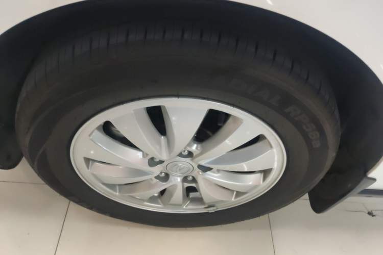 Used Changan Eado New Energy 2022 EV460 Smart Ride-Hailing Edition – Lithium Iron Phosphate