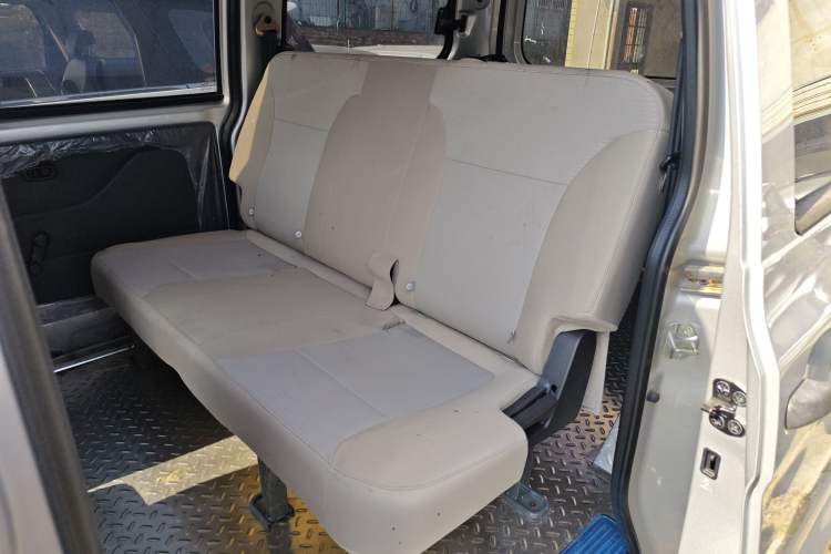 Used Wuling Hongguang V 2022 1.5L Jingqu Version Hydraulic Power Steering LAR
