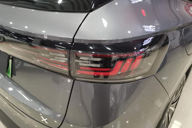 Used Volkswagen ID.4 X 2022 Smart Enjoyment Long-Range Edition