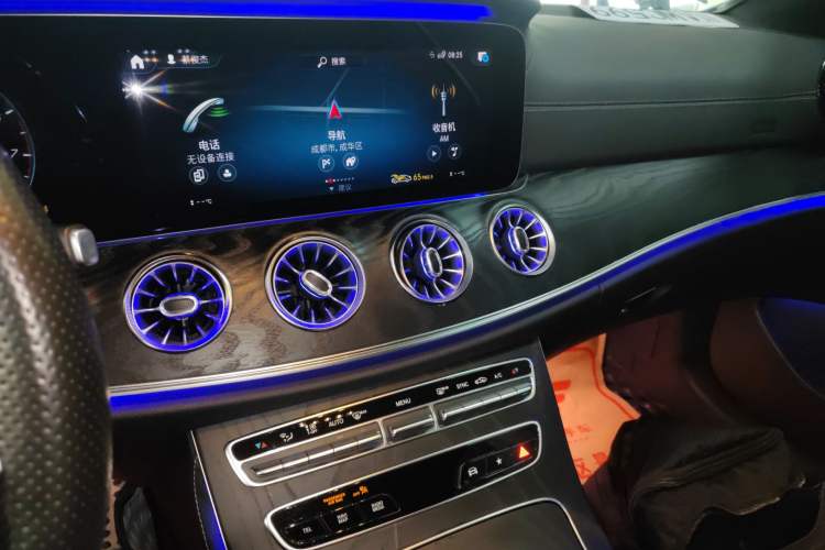 Used Mercedes-Benz E-Class 2021 E 260 Coupe
