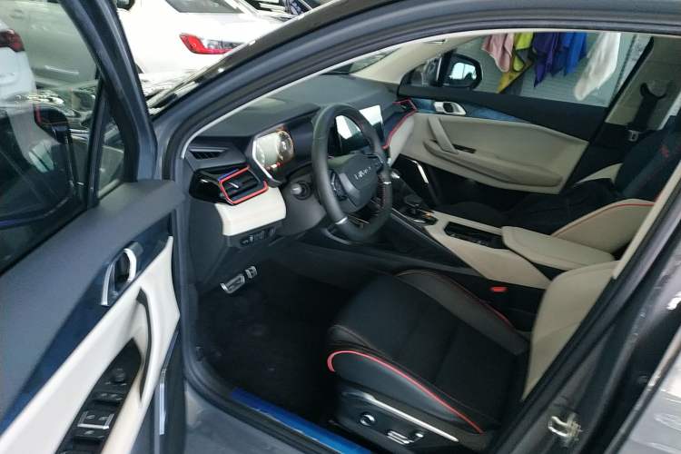 Used Lynk & Co 06 2020 1.5T YAO Halo