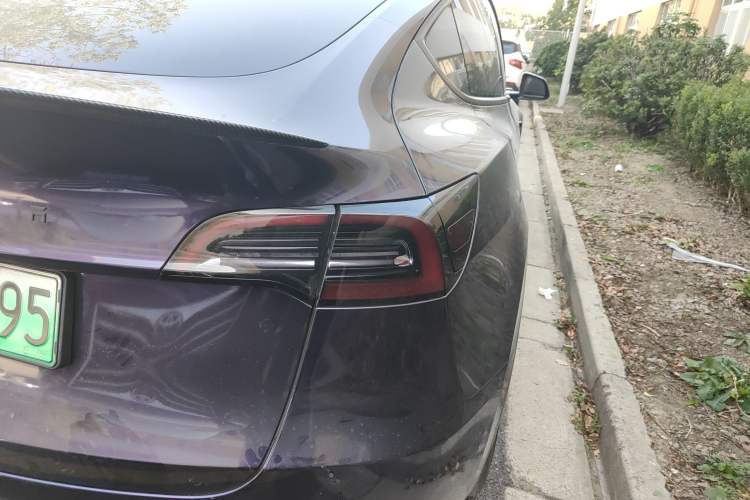 Used Tesla Model Y 2024 Rear-Wheel-Drive Version
