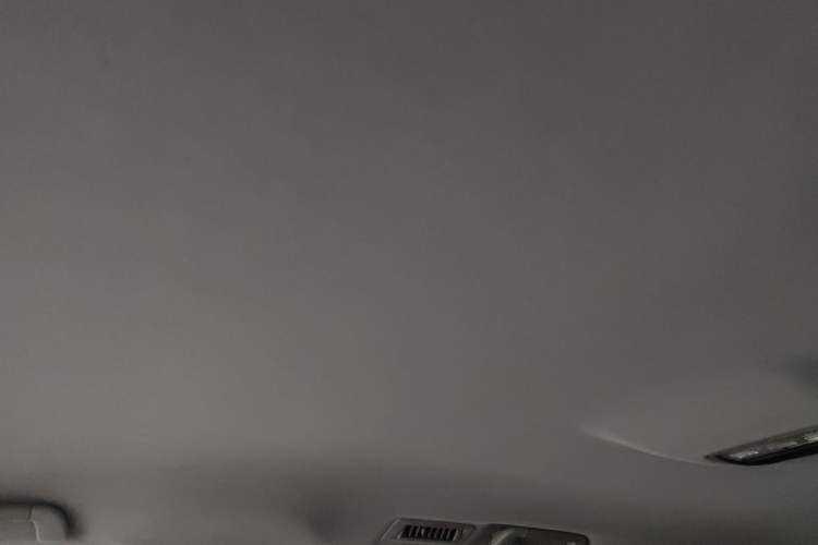 Used Huasong 7 2017 2.0T Automatic Standard Edition
