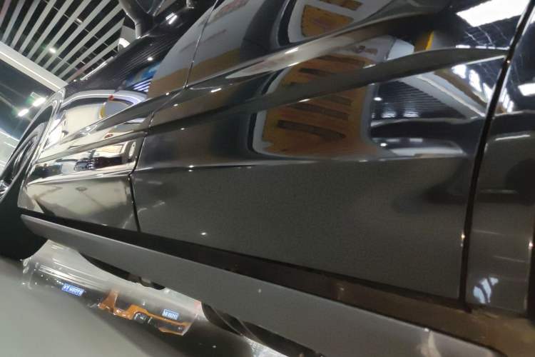 Used Volkswagen Touareg 2022 3.0 TSI Luxury Edition Black Diamond Sport Package
