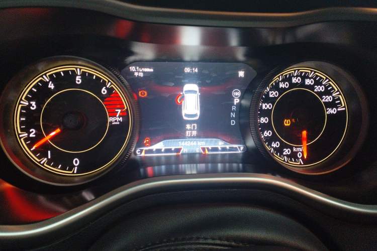 Used  Cherokee 2016 2.4L Superior Edition